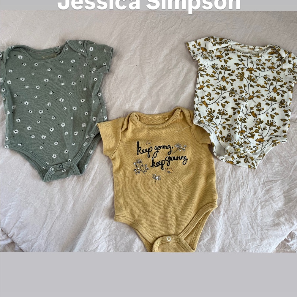 Jessica Simpson Baby Bodysuit Trio - Olive, Mustard, Cream